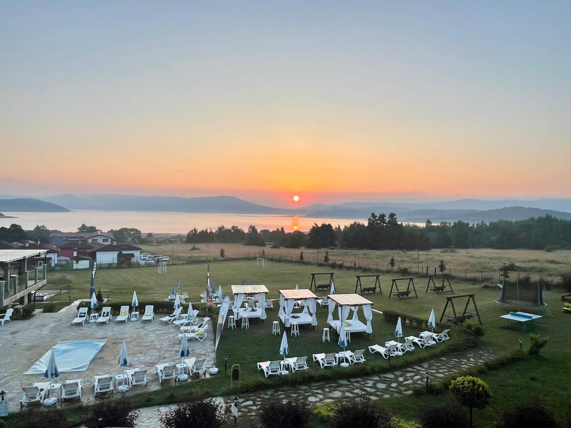 Family Hotel Eterno 치고프 차르크 외부 사진